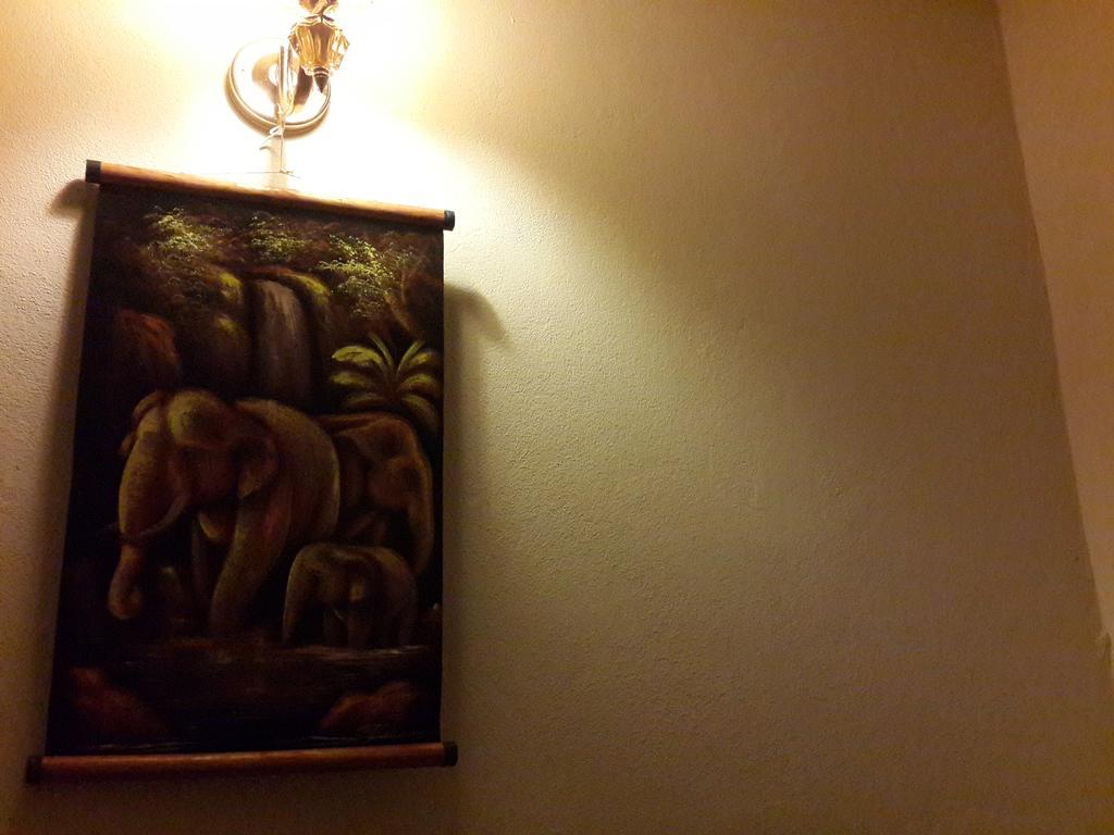 A Tee Guesthouse Luang Prabang Exterior foto