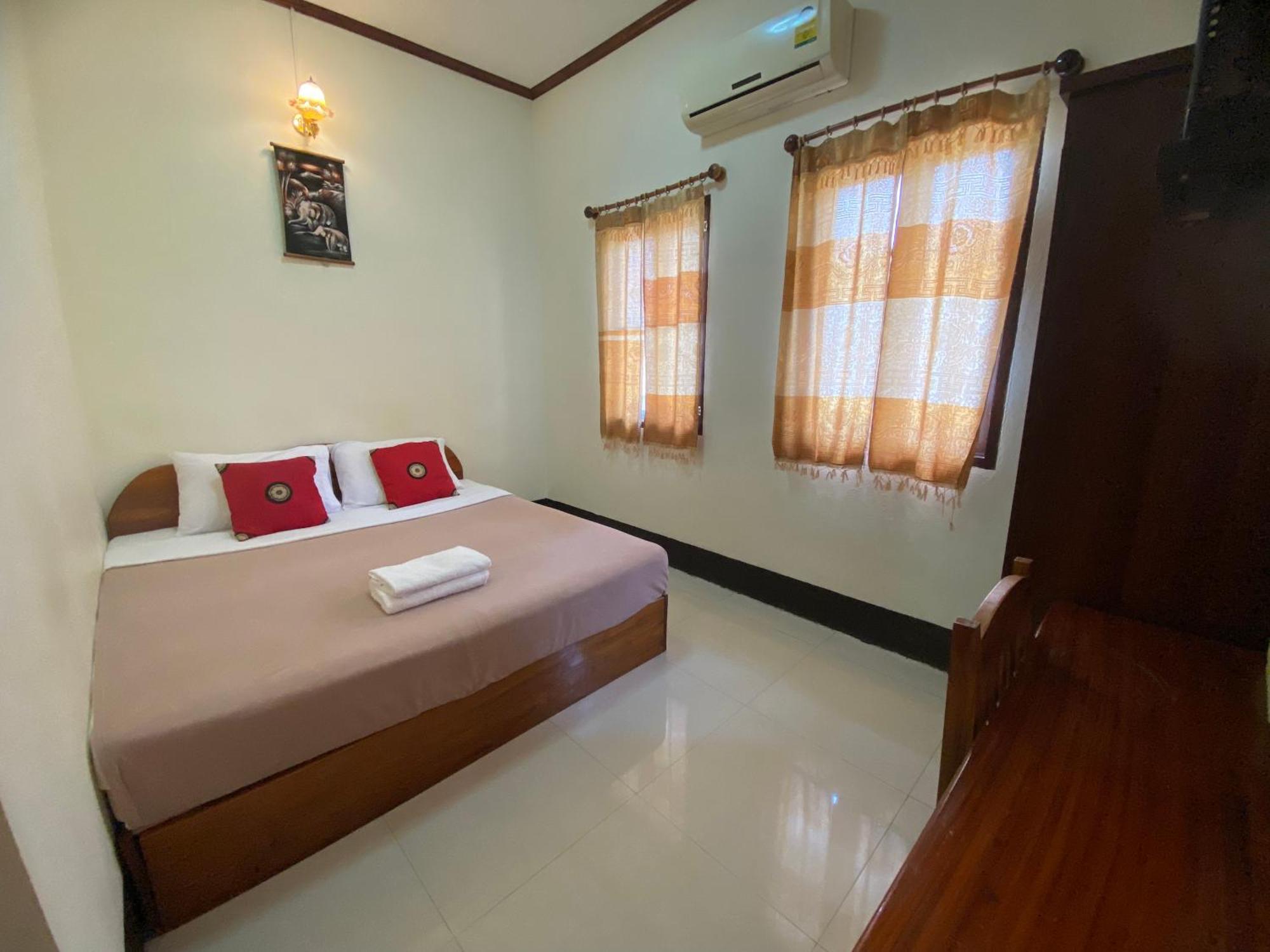 A Tee Guesthouse Luang Prabang Exterior foto