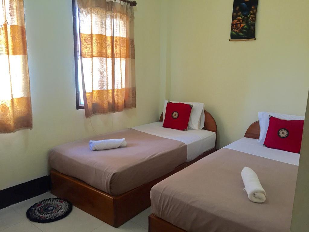 A Tee Guesthouse Luang Prabang Exterior foto